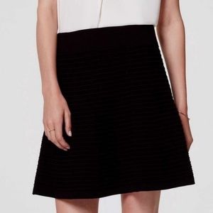 LOFT Textured Sweater Flippy Skirt Black Women’s Size Petite Large